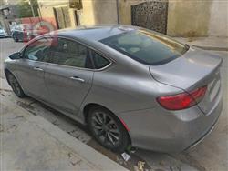 كرايسلر 200